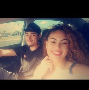 Meet your Posher, Widalys